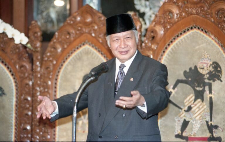 Resmi! Soeharto Dapat Gelar Pahlawan Nasional, Pemerintah Tegaskan Proses Sesuai Aturan