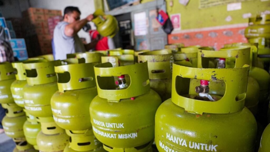 Global Turbulence, Harga Tetap: LPG 3Kg dan BBM Subsidi sebagai Safety Buffer