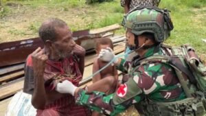 TNI Perkuat Layanan Kesehatan bagi Masyarakat Papua